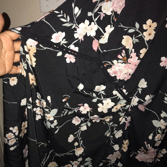 Spring Floral Maxi Dress - Picture 4 of 7